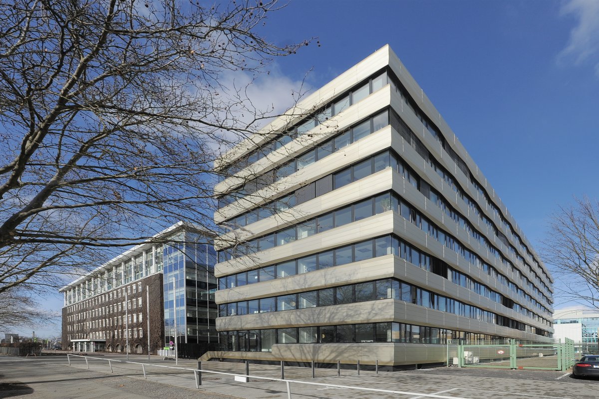 Laborgebäude und Bürogebäude